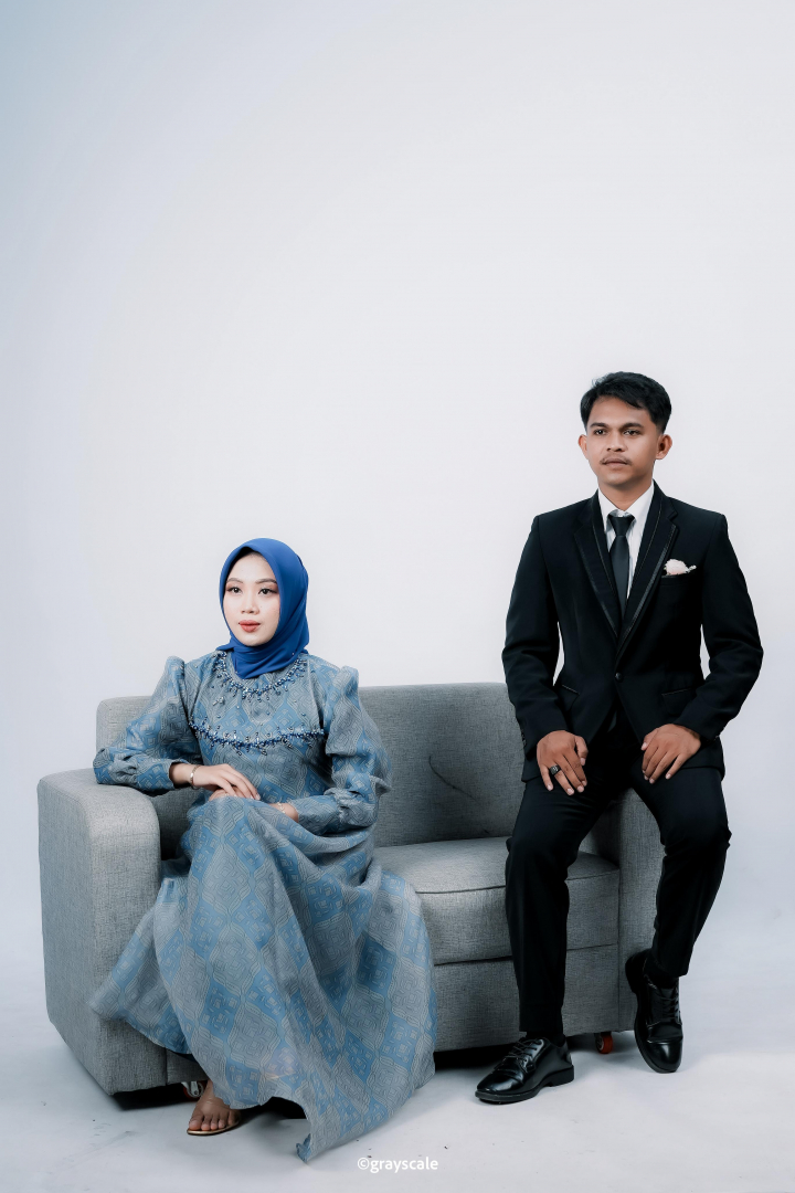 https://NaZila-Dan-SaPta.webnikah.com/dirmember/00000028/Nazila_Sapta/photo-275679-324658-l-202506191100.jpg
